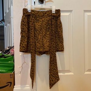 Cheetah print shorts, size small women’s